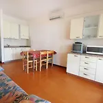 Solarium-5 By Interhome * ביביונה