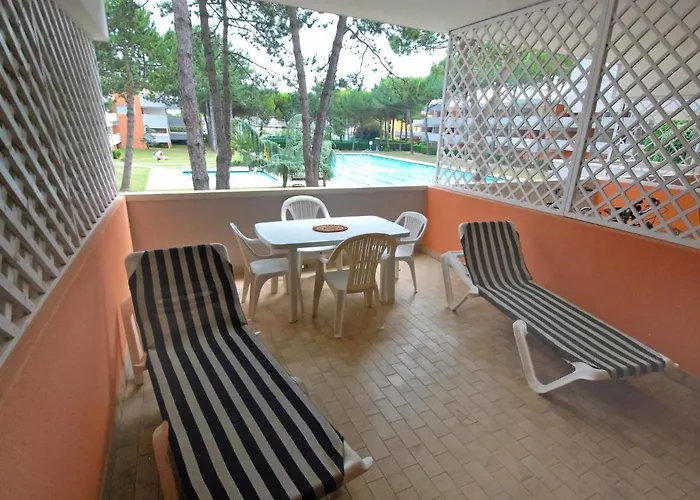 Solarium-5 By Interhome *